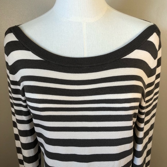 French Connection Gray & White Striped Fine Gage Knit Long Sleeve Dress Size 10 - Picture 2 of 10